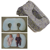 US Japan Fam recommends My Brest Friend and Twin Z for tandem nursing and feeding twins.