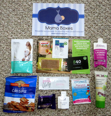 US-Japan Fam reviews Mama Boxes, full of great samples for pregnant women and their newborns.